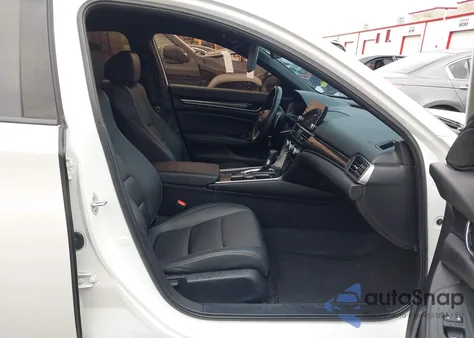 2021 Honda Accord Sport z USA, uszkodzony, nr VIN 1HGCV1F38MA097679